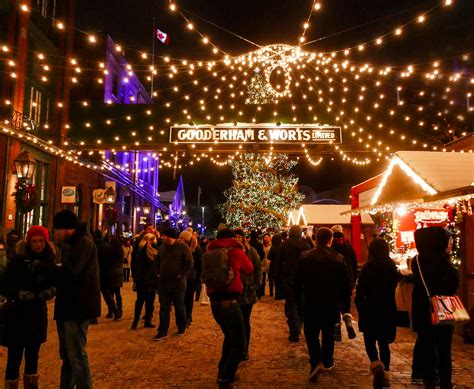 What To See And Do At The Toronto Christmas Market At The Distillery