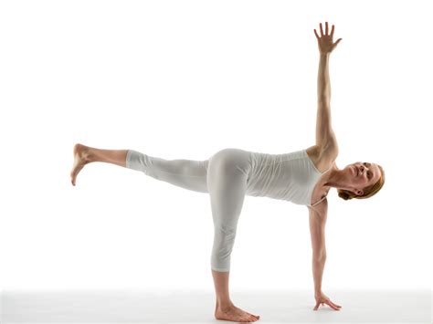 Você Não Precisa Ser Profissional Para Praticar Yoga E Melhorar Corpo E