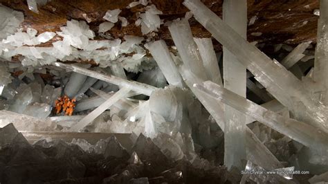 墨西哥巨型水晶洞：一滴水內含2億病毒