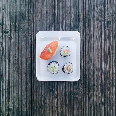 Hd Wallpaper Minimal Sushi On Wooden Background Maki Nigiri Rice
