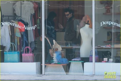 Joe Jonas Spends The Day Shopping With Longtime Pal Greg Garbowsky Photo Joe Jonas