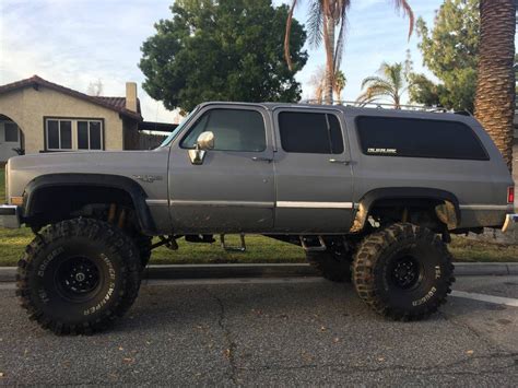 Pin On Square Body Suburban K5 Blazer Pickups