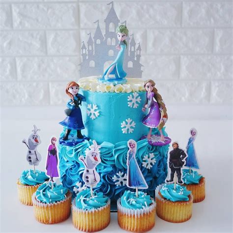 These beautiful soft plastic princess cakes are ideal for your next tea party.beautiful pieces to enhance role play. 27 Unique Disney Princess Cakes You Can Order in Singapore | Recommend.my LIVING