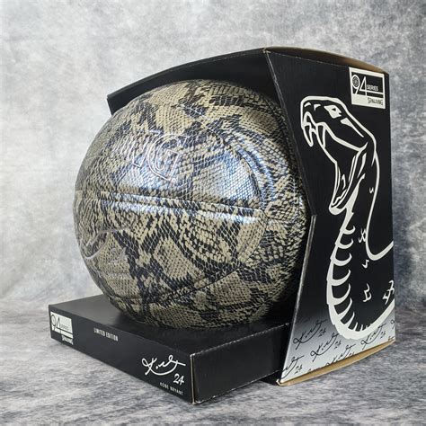 Balón Kobe Snake Silver 24k Series Edición Limitada Spalding