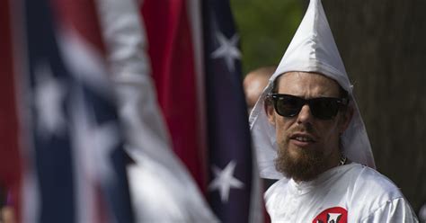 Europe En Allemagne Un Réseau Nazi Proche Du Ku Klux Klan Démantelé