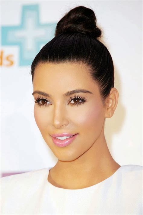 10 Bellesalud 14 Peinados De Gala De Kim Kardashian Peinado Paso A Paso