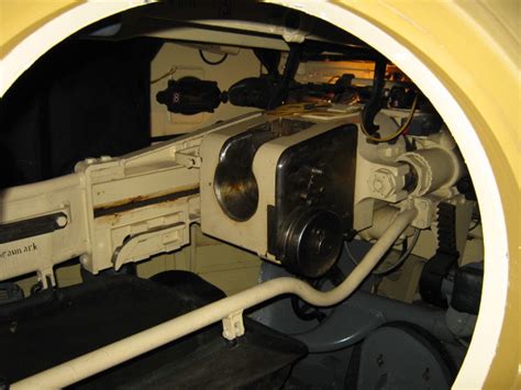 Inside Turret Of Tiger 131 Heres A Photo Inside The Turre Flickr