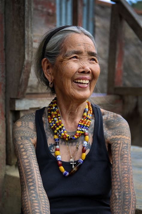 lynzy billing on twitter this pioneering 101 year old tribal tattooist is leading indigenous