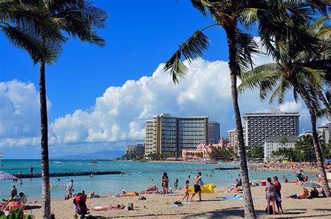 Crowd Sunning At Prince Kūhiō Beach At Waikīkī In Honolulu Oahu