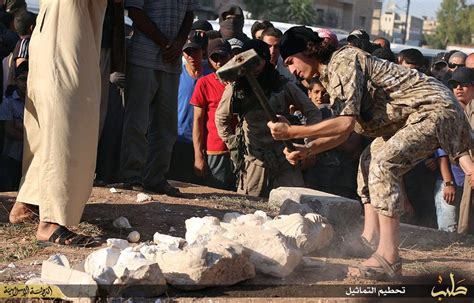 Isis Destroys More Artifacts In Syria And Iraq The New York Times