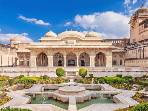 27 Pictures That Will Make You Want To Visit India India Architecture