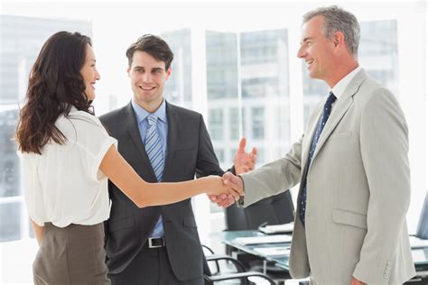 With new acquaintances, starting strong and making a good impression will help cement your status and character immediately to them. How To Introduce Yourself To A Fellow Colleagues / Use ...