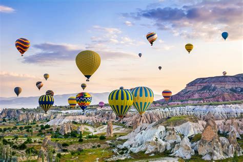 Tyrkia Cappadocia : La Valle Di Goreme E Il Luogo Ideale Per Salire Su