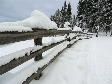 Snow Fence What Is It How To Utilize It And How To Build It