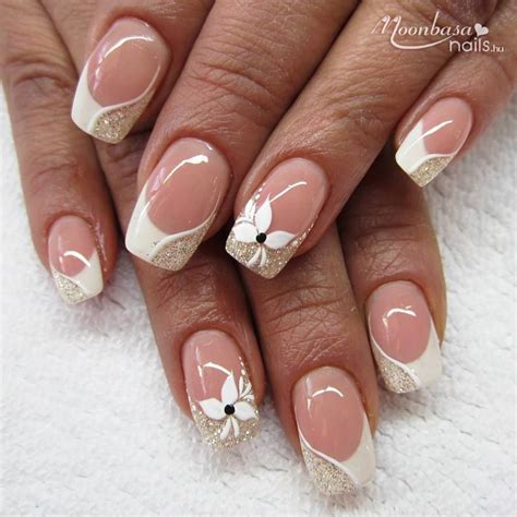 Beautiful French Tips Nails With White And Gold White Tip Nails French