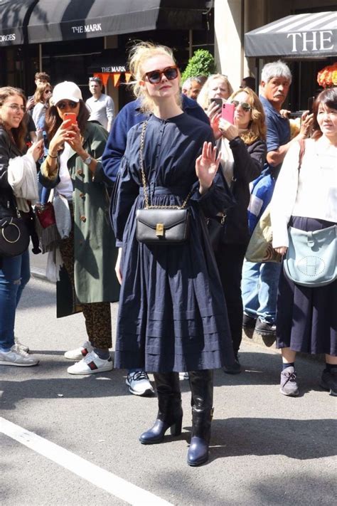 Index Of Wp Content Uploads Photos Elle Fanning In A Long Sleeved Navy