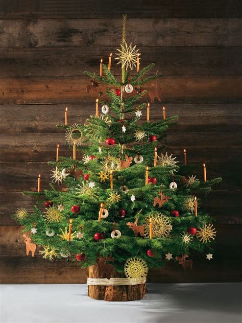 Go for an artificial tree to save yourself some time spent hoovering pine needles! Pin by Pazel Kiefer on Country Crafts | German christmas traditions, German christmas, Christmas ...
