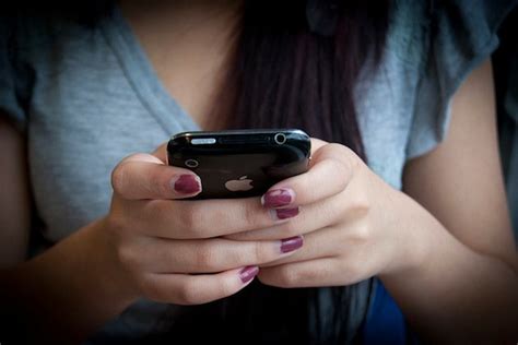 More That 50 Of Teens In The Us Are Sexting 28 Are Sexting With