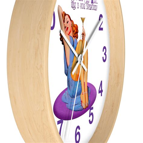 40s Pin Up Girl Wall Clock 40s Nostalgia 40s T Wall Etsy