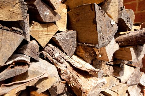 2560x1440 Wallpaper Brown Firewood Peakpx