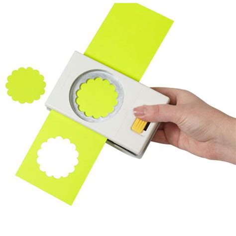 Ek Tools 2 Inch Circle Paper Punch Large Scallop New Package