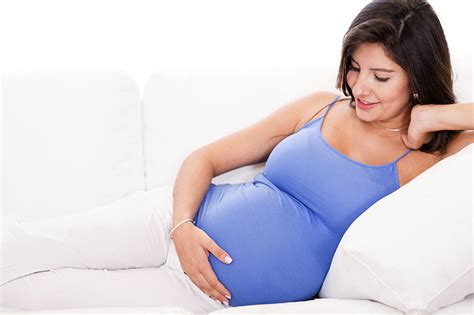 Janin Bergerak Aktif Selama Kehamilan Apakah Normal