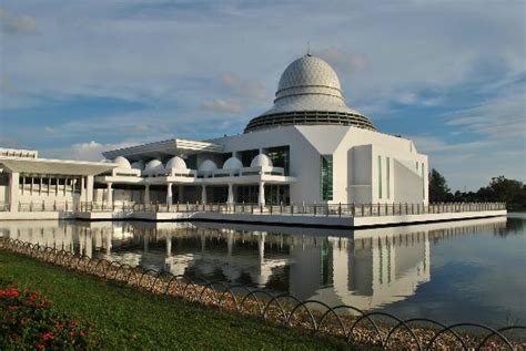 Hotel Seri Iskandar Perak - Golden Roof Hotel Seri Iskandar in Gopeng ...