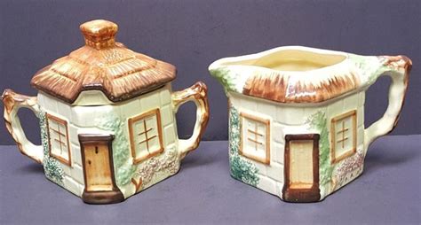 Vintage Cottage Ware Creamer And Sugar Keele St Paramount Pottery England