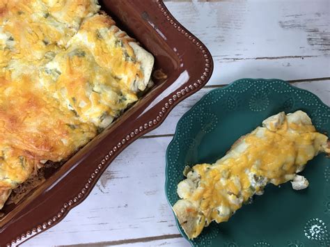 Cook, uncovered, until thick, about 30 minutes. Extra Cheesy Chicken Chalupas | Food, Cheesy chicken ...