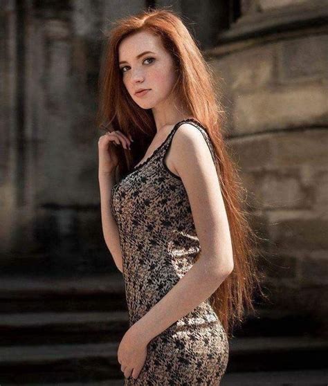 Pin By Berni Gustavo On Beautiful Redhead And Freckles Red Hair Woman Long Red Hair