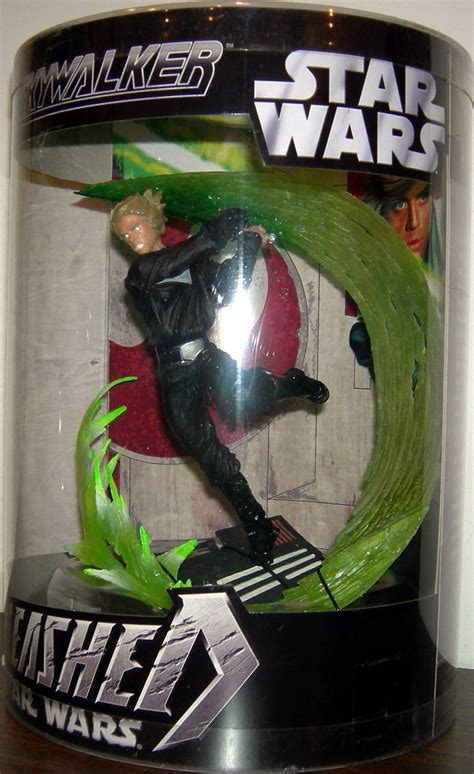 Luke Skywalker Unleashed Action Figure Boxed Star Wars