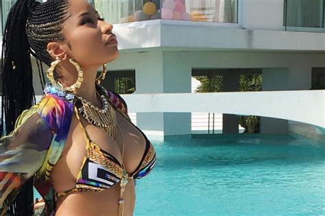 Nicki Minaj Keeps It Super Sexy While Celebrating Her Birthday In Turks And Caicos Photos