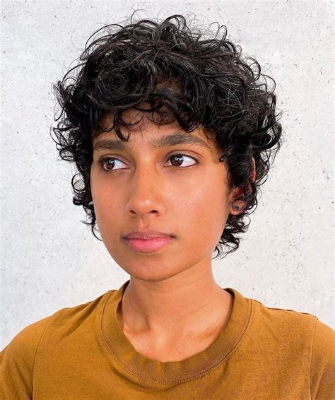 Sure, it's nice when you want to go for a sleek look, but getting any sort of wave to stay in your tresses is a battle you've likely fought (and lost) time and time again. Pin on Short hair cuts