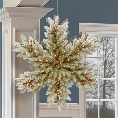 Dunhill Fir 275 Lighted Pvc And Pe Blend Wreath In 2020 Christmas