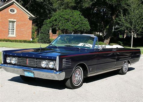1965 Mercury Park Lane Convertible Looks A Lot Like My Dads In Color