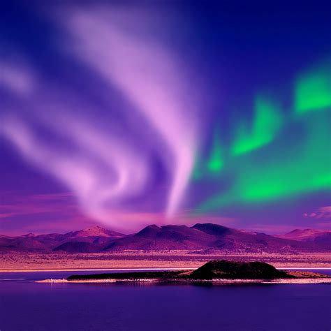 2932x2932 Aurora Borealis Canada Ipad Pro Retina Display Wallpaper Hd