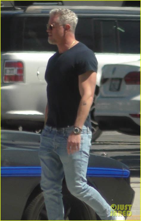 Eric Dane Shows Some Muscle While Out With Ex Rebecca Gayheart Photo 4272104 Eric Dane