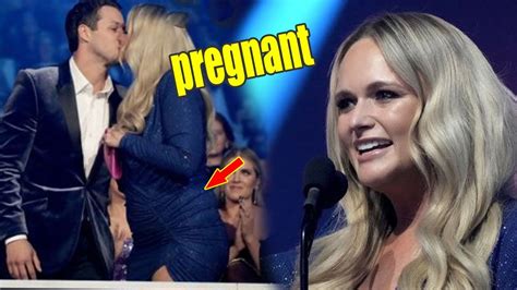 Im Pregnant Miranda Lambert Happy To Announce The Good News On The Cmt