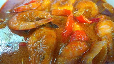 Masakan masak merah adalah hidangan sangat popular di malaysia, tetapi pernahkah anda cuba masak sendiri lauk pedas ini menggunakan sayur terung? RESEPI CIKGU ANI: UDANG MASAK SERAI