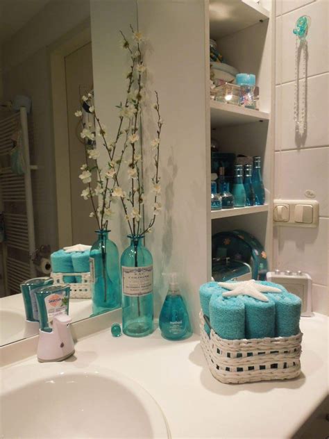 You can keep open shelves in your toilet. √ 30+ Best DIY Bathroom Decor On Pinterest | Diy bathroom ...