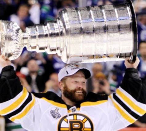 2011 Champs Boston Bruins Tim Thomas Stanley Cup