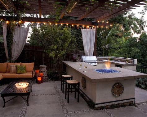Designing an outdoor bar is so much fun. Outdoor Bbq Bar Design, Pictures, Remodel, Decor and Ideas - page 5 | Backyard kitchen, Outdoor ...