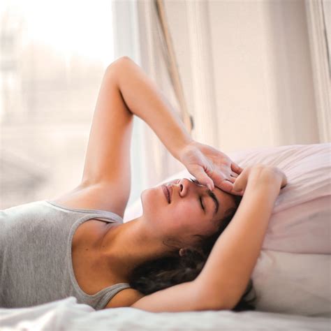 A Sleep Doctor And An Ob Gyn Explain How Your Period Could Affect Your Sleep Popsugar