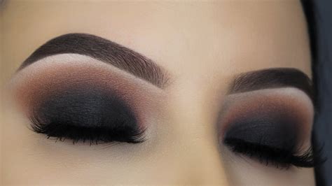 Smokey Eye Tutorial With Pictures Wavy Haircut