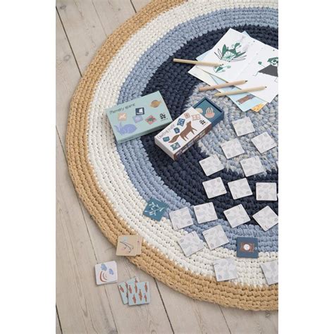 Juli, bei bestellung innerhalb von 17 stunden und 23 minuten Sebra Häkelteppich 'Streifen' rund blau/ocker 120cm bei ...