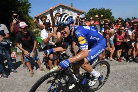 The accident ended an incredible run including victory in the tour of poland which had him slated to race the 2020 giro d'italia in october where he would have. Negentien jaar, en Remco Evenepoel rijdt de concurrentie ...