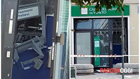 Risparmio casa è una catena di supermercati di varie dimensioni specializzati nella vendita di detersivi, profumeria, casalinghi, giocattoli e pet con il miglior rapporto qualità prezzo a castelfranco veneto. Assalto al bancomat della Cassa di risparmio del Veneto a ...