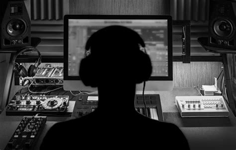 What Is The Difference Between Mixing And Mastering Ipr