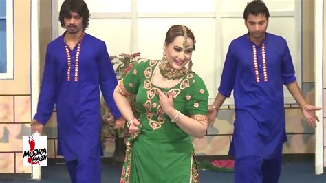 Ve Teri Ki Majal Nargis New Hot Mujra Pakistani Mujra Dance Naseebo Lal