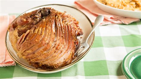 Find out what time does the giant food store opens and close on holidays as well as regular days. Slow-Cooker Glazed Ham - TODAY.com